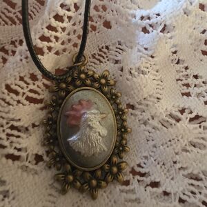 Realistic Chicken / Rooster Cameo Ladies Handmade Resin Necklace Bronze Tone